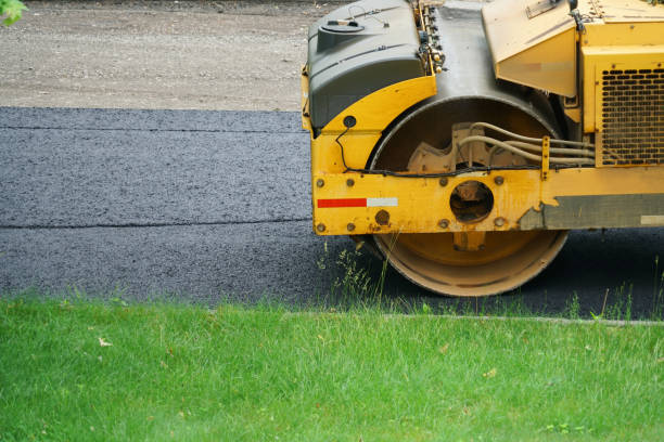 Best Concrete Driveway Installation  in Gunnison, UT